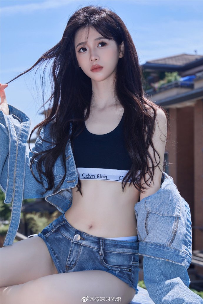 长月烬明 封面